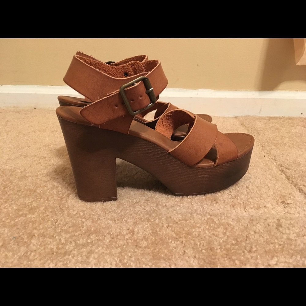 Shoes - Picture 3 of 3